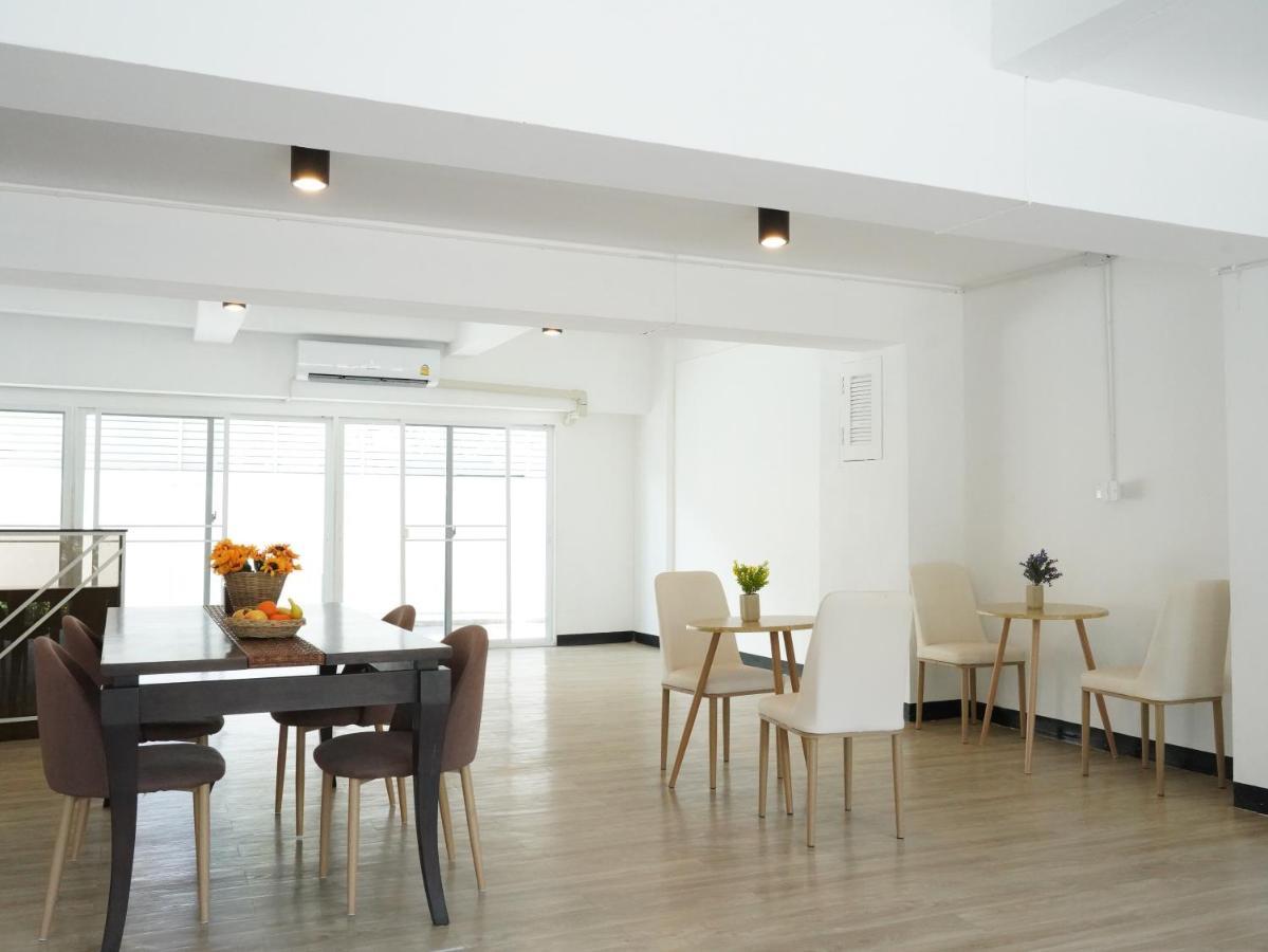 Roomquest It Square Don Mueang Airport Bangkok Extérieur photo
