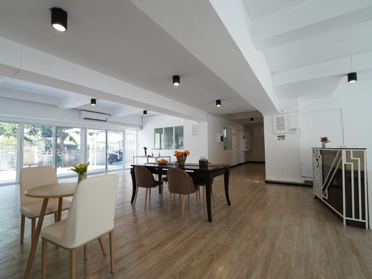 Roomquest It Square Don Mueang Airport Bangkok Extérieur photo