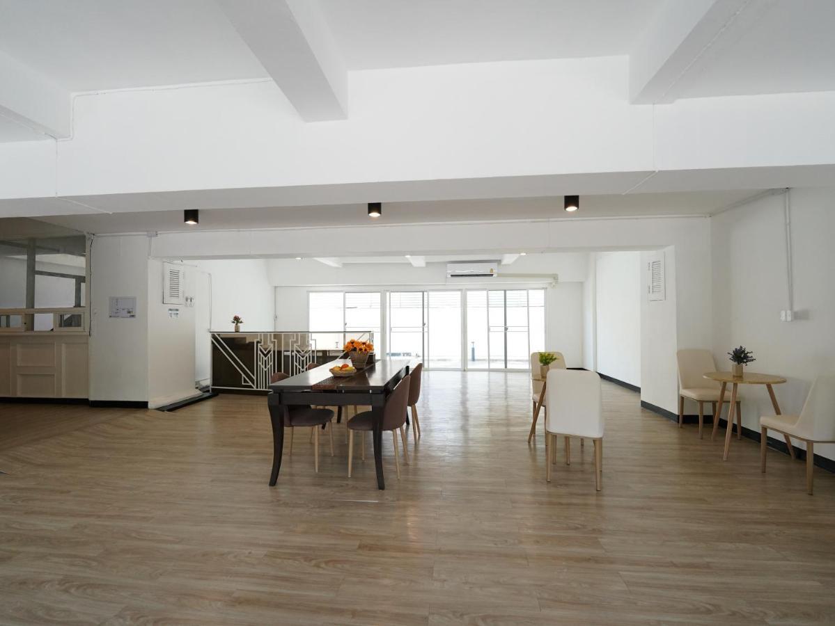 Roomquest It Square Don Mueang Airport Bangkok Extérieur photo