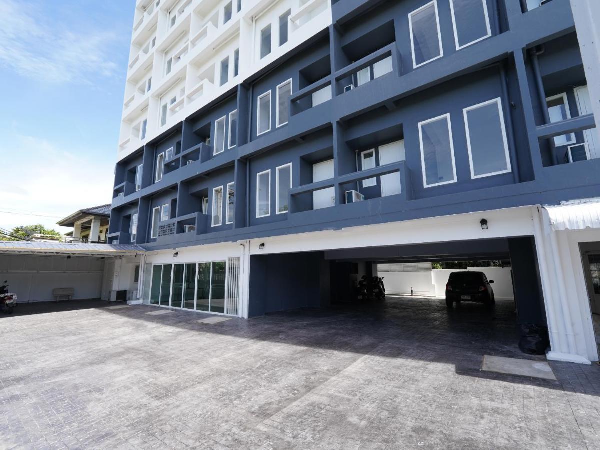 Roomquest It Square Don Mueang Airport Bangkok Extérieur photo