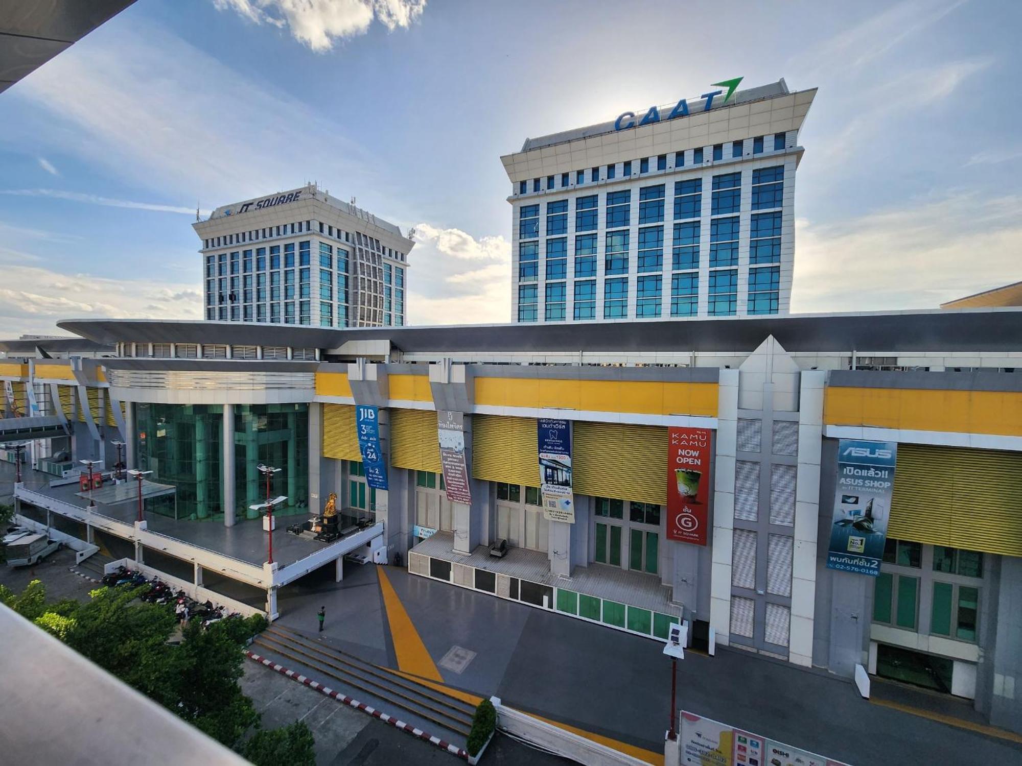 Roomquest It Square Don Mueang Airport Bangkok Extérieur photo